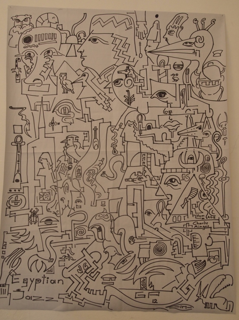 Zeichnerische Komposition aus Gesichtern, Instrumentformen, Augen und rhythmischen Linien mit dem Schriftzug Egyptian Jazz